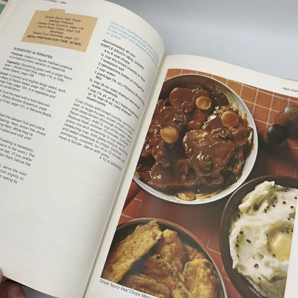 Pillsbury's Creative Cooking in Minutes 1971 Edition Hardcover Time Save Vintage